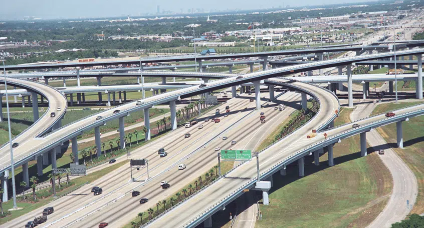 IH 45 Gulf Frwy / BW8