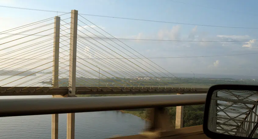 Veterans Memorial Bridge